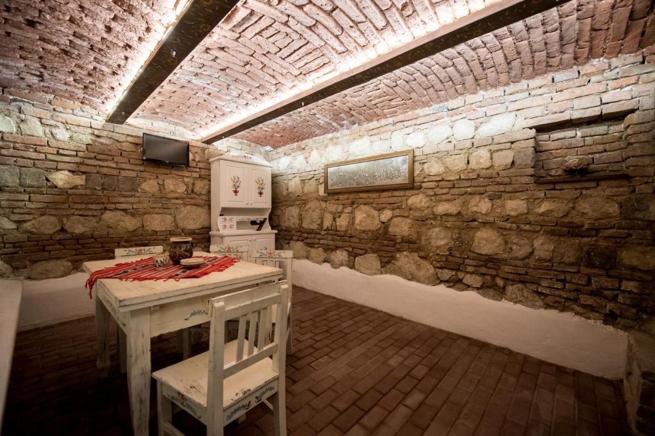 Vila Nicopole Art & Wine Braşov Eksteriør bilde