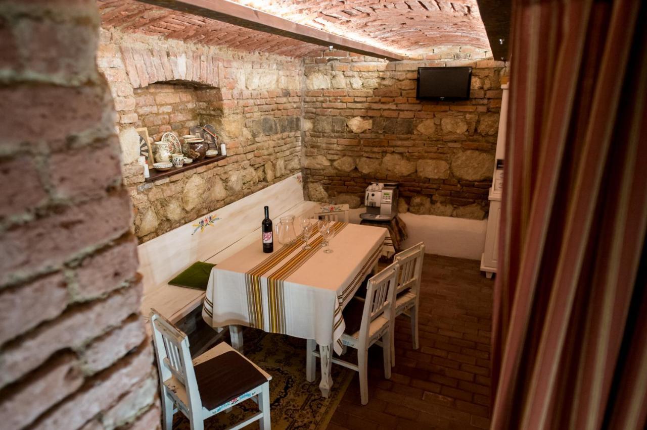 Vila Nicopole Art & Wine Braşov Eksteriør bilde